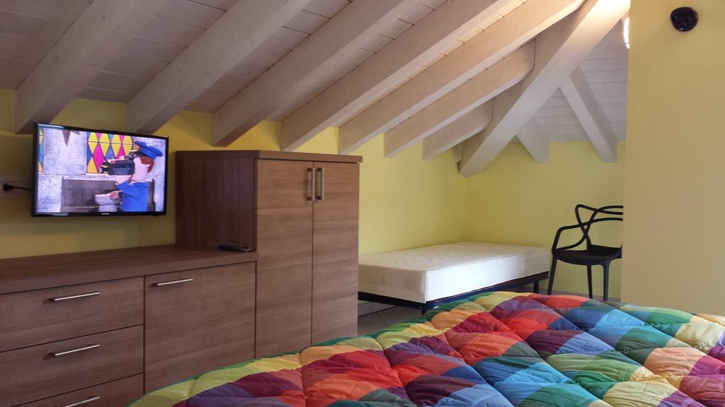 Residence Luna Di Monza Pokój zdjęcie