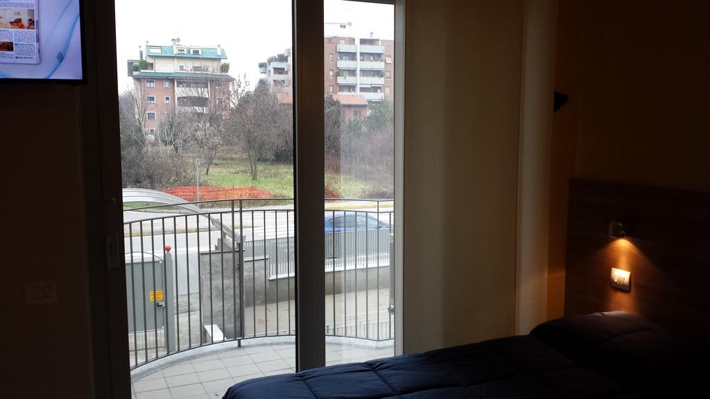 Residence Luna Di Monza Pokój zdjęcie